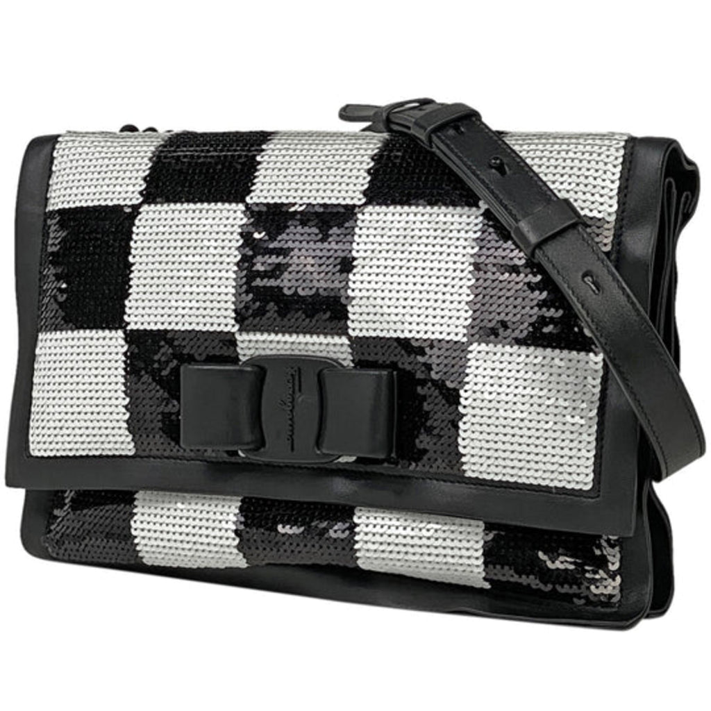 Ferragamo Viva Shoulder Bag in Black,White
