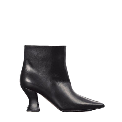 Bottega Veneta Ladies Black Ankle Boots