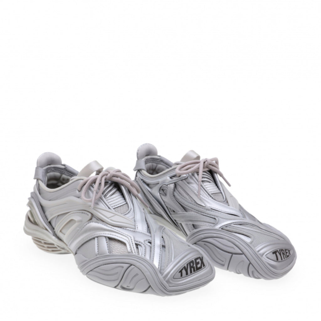 Balenciaga Metallic Low-Top Sneakers in SILVER