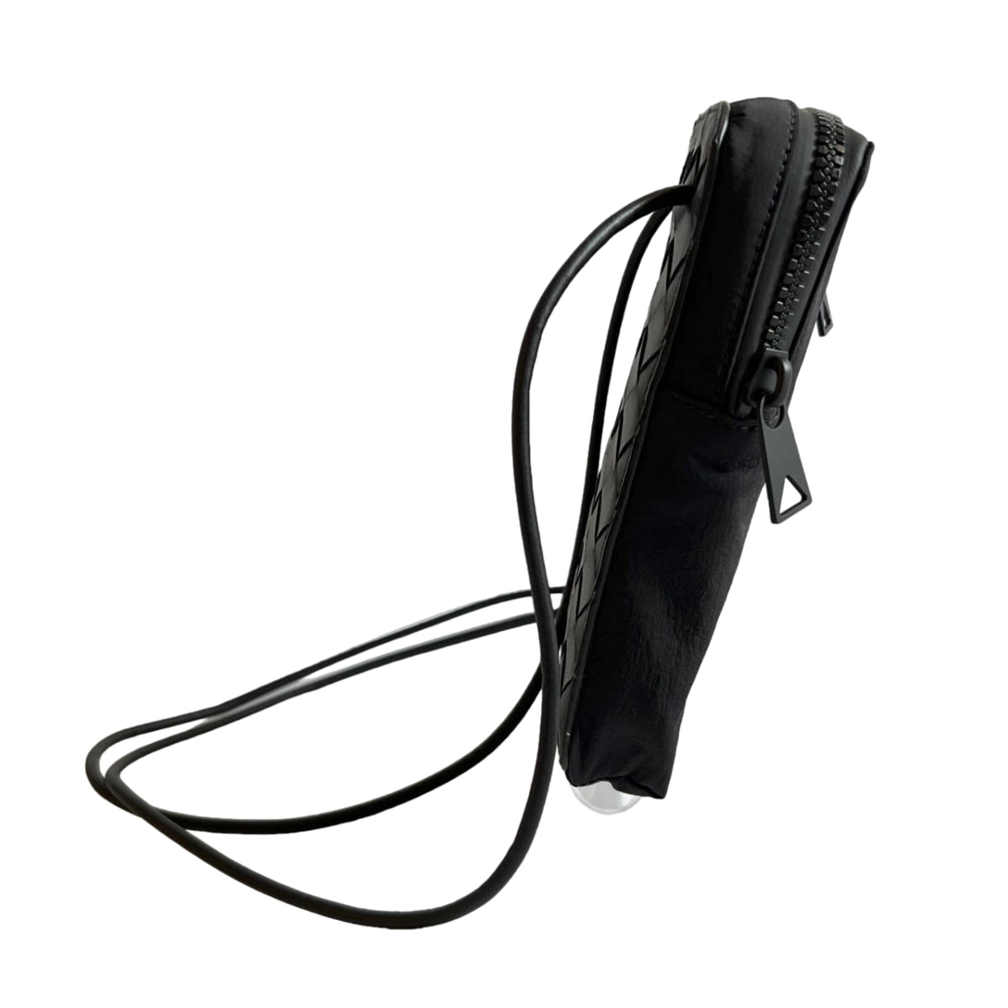 Bottega Veneta Intrecciato Black Shoulder Bag in Black