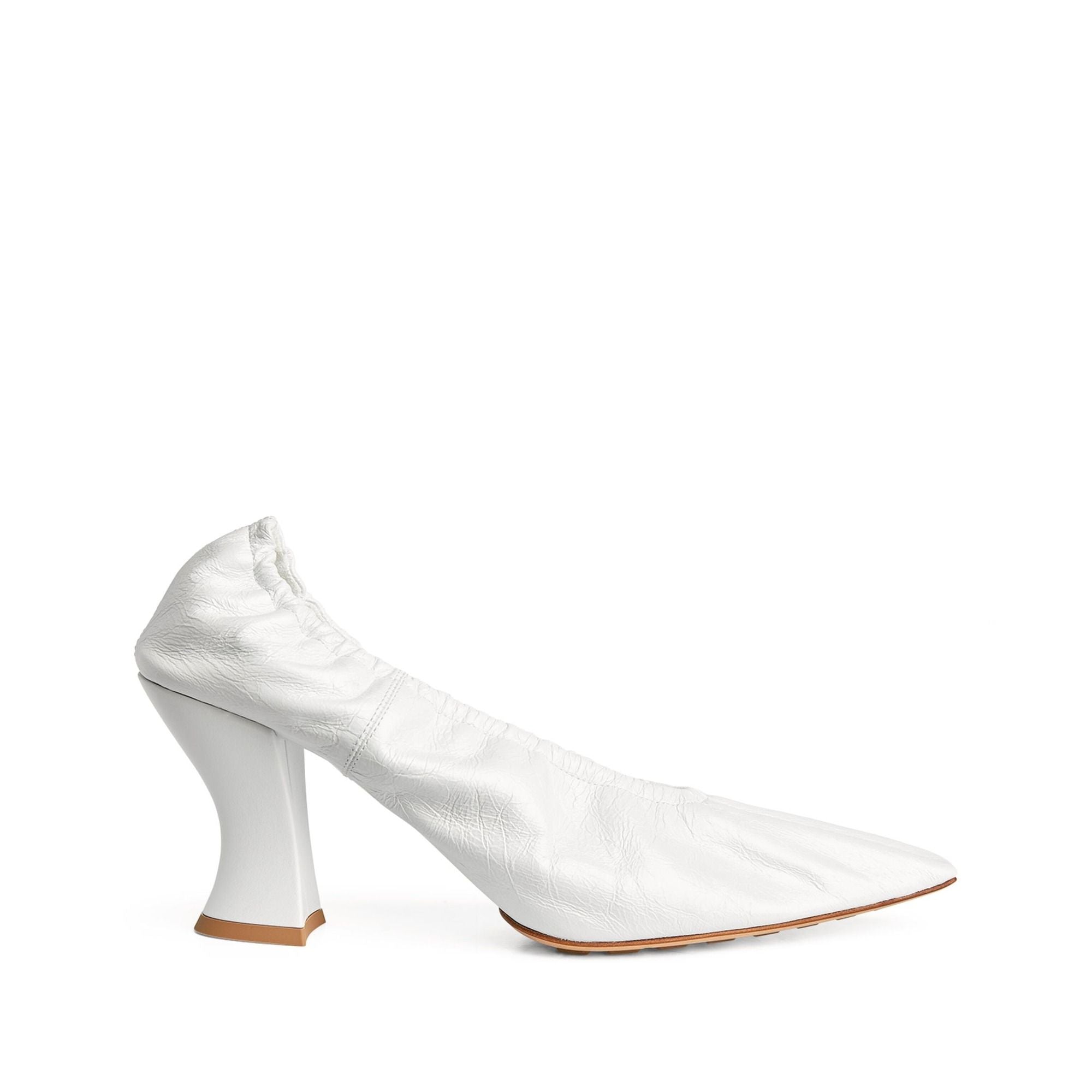 Bottega Veneta Almond 75Mm Pumps in WHITE